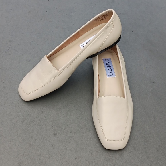 CAPEZIO LADIES VINTAGE GENUINE LEATHER BALLET FLAT (BRAZIL) - Picture 11 of 17